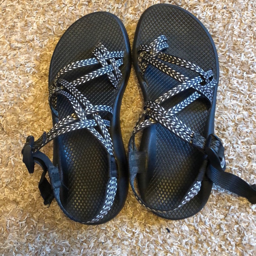 Chacos Size 9